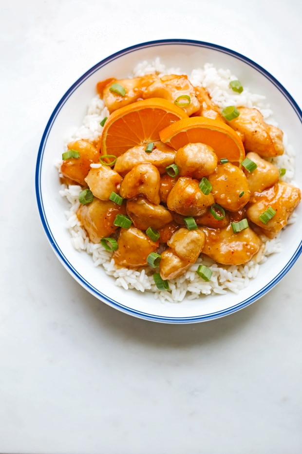 Lighter Orange Chicken - takes just 30 minutes from start to finish and totally healthier than your local take-out! #asianchicken #orangechicken #sweetandsourchicken #chinesefood | Littlespicejar.com