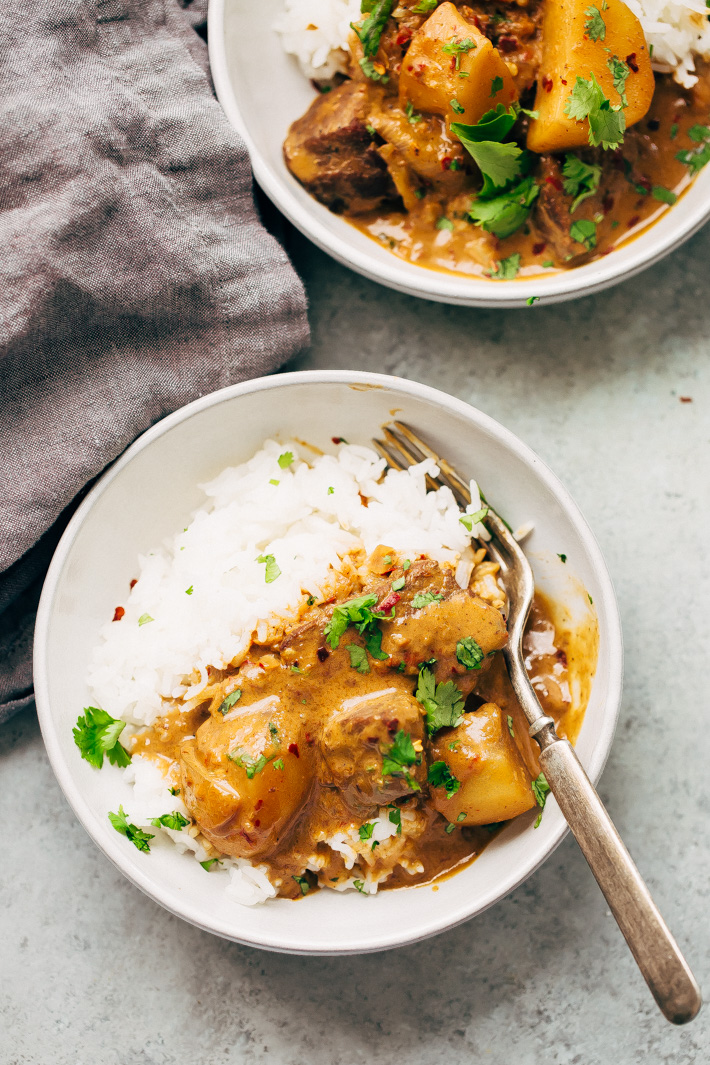 Thai Beef and Potato Curry (Instant Pot) - a quick Thai curry made in your instant pot so you'll have dinner in around 40 minutes! So warm and cozy too! #massamancurry #instantpot #instantpotrecipe #thaicurry #beefandpotatocurry | Littlespicejar.com