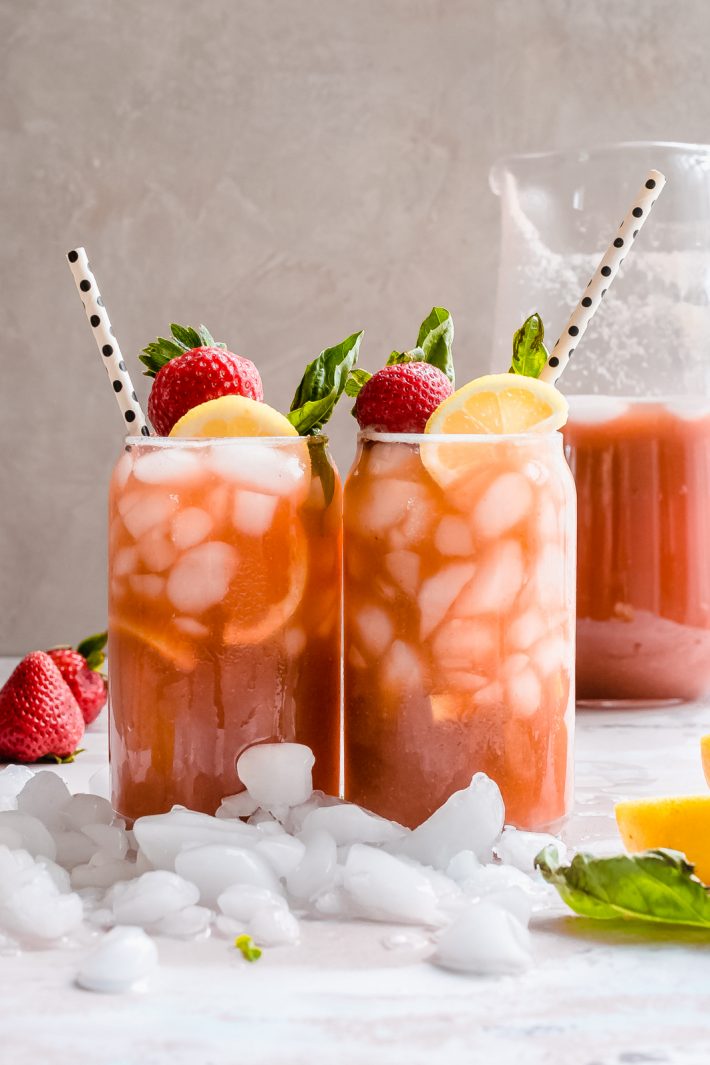 Refreshing Strawberry Basil Lemonade - Learn how to make a pitcher full of sunshine! Strawberry lemonade made from scratch with tons of basil! #lemonade #homemadelemonade #strawberrybasillemonade #strawberrylemonade | Littlespicejar.com