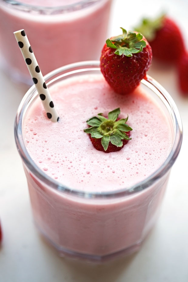 Strawberry Lassi - yogurt, milk, strawberries and rosewater blended together to make the most delicious Valentines Day treat! #valentinesday #lassi #strawberrylassi | Littlespicejar.com
