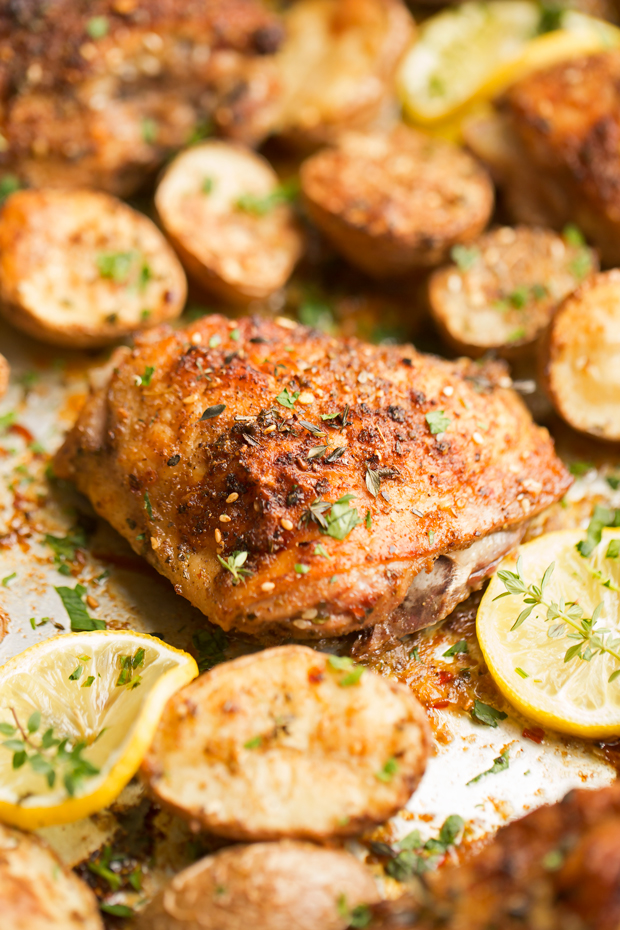 One Sheet Pan Roasted Za'atar Chicken with Potatoes - One sheet pan dinner recipe with roasted za'atar chicken and crispy baby potatoes. This chicken dinner has just 6 simple ingredients and is made in one pot! #roastedchicken #chickenandpotatoes #onesheetpandinner #chickenandveggies | Littlespicejar.com