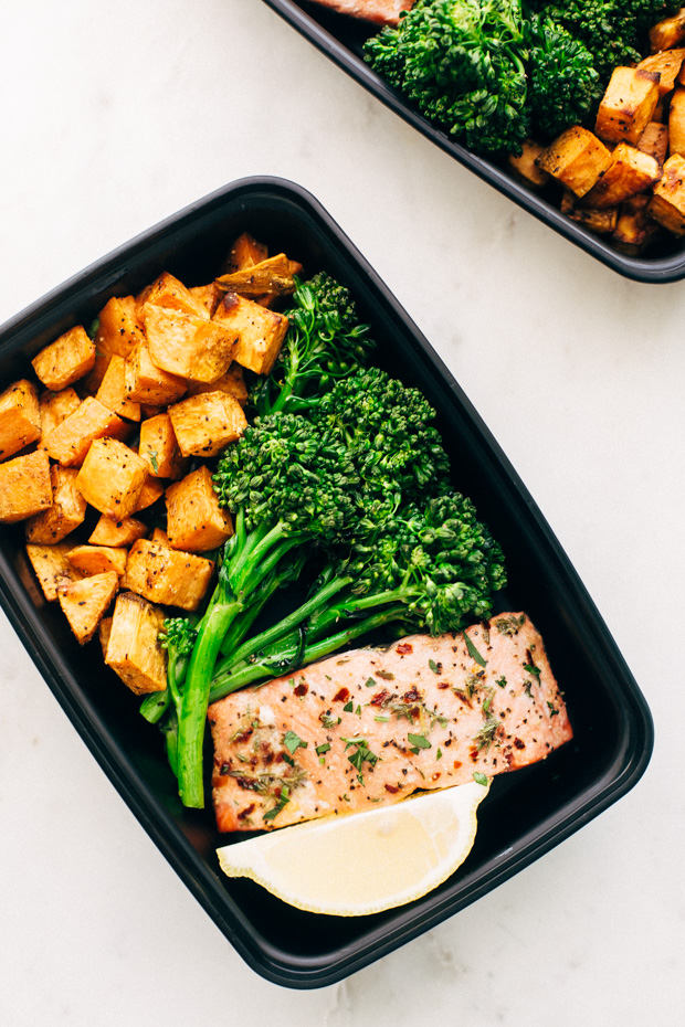 MEAL PREP - Lemon Roasted Salmon with Sweet Potatoes and Broccolini - an easy way to heat healthier without cooking every single day. Great for lunches or busy weeknight dinners! #mealprep #lemonroastedsalmon | Littlespicejar.com