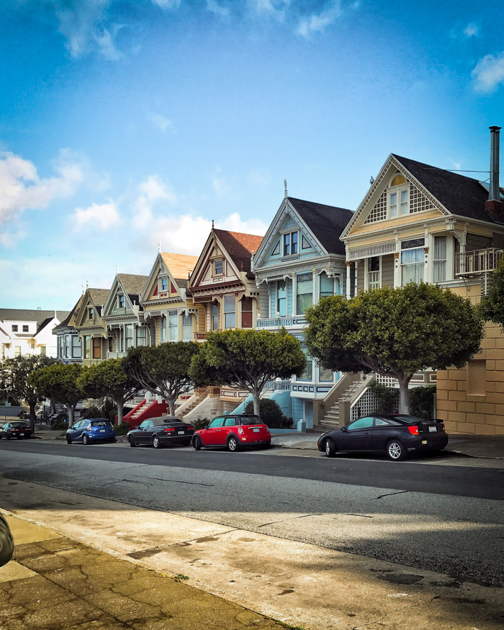 10 Day West Coast Trip: What to do, see, and eat when you're driving down the Pacific Coast Highway! #pch #hwy1 #highway1 #sanfrancisco #losangeles #seattle | Littlespicejar.com