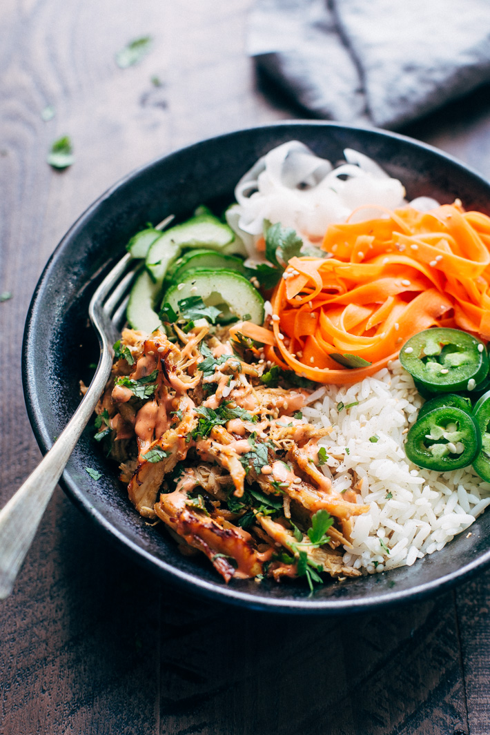 Crispy Chicken Banh Mi Bowls with Veggies - An instant pot recipe for crispy chicken served with rice and tons of veggies! #banhmibowls #banhmi #instantpot | Littlespicejar.com