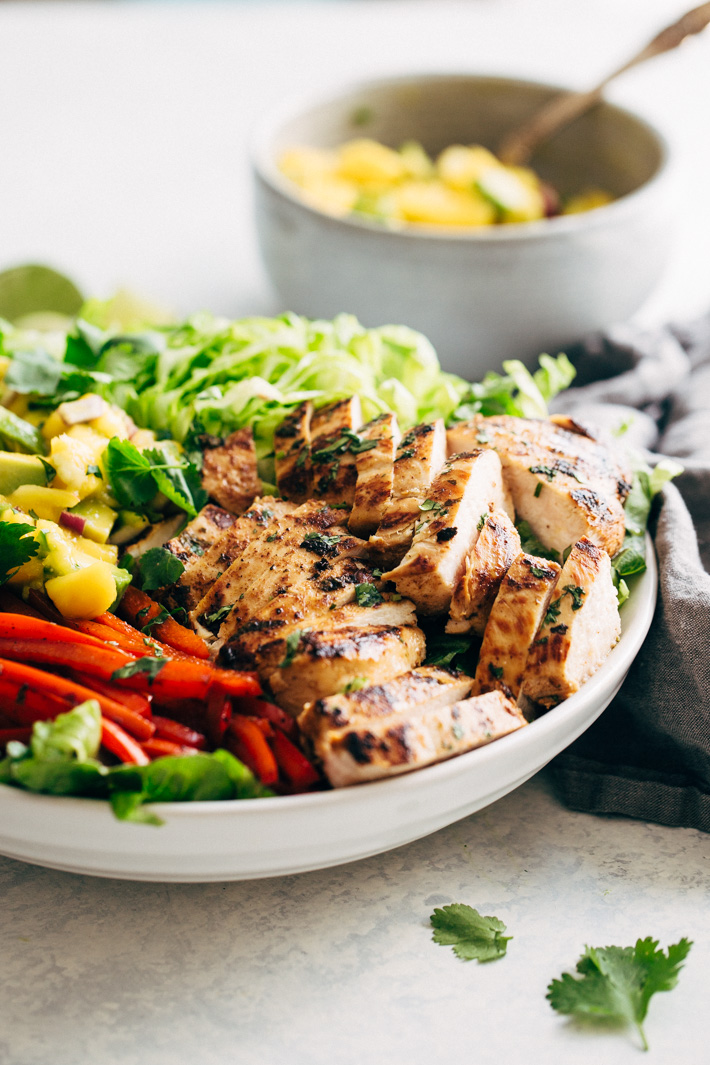 Firsta Chili Lime Chicken Salad with Mango Avocado Salsa - A simple Mexican inspired chicken salad topped with salsa! This salad is loaded with great flavors! #chickensalad #salad #mangoavocadosalsa #chililimesalad | Littlespicejar.com