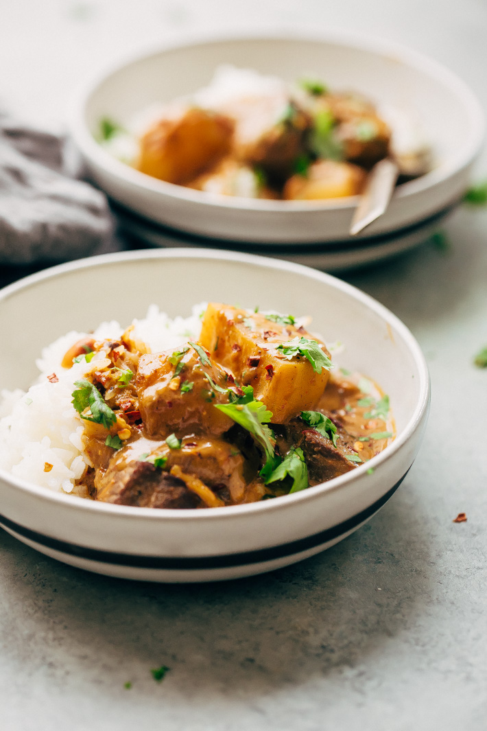 Thai Beef and Potato Curry (Instant Pot) - a quick Thai curry made in your instant pot so you'll have dinner in around 40 minutes! So warm and cozy too! #massamancurry #instantpot #instantpotrecipe #thaicurry #beefandpotatocurry | Littlespicejar.com