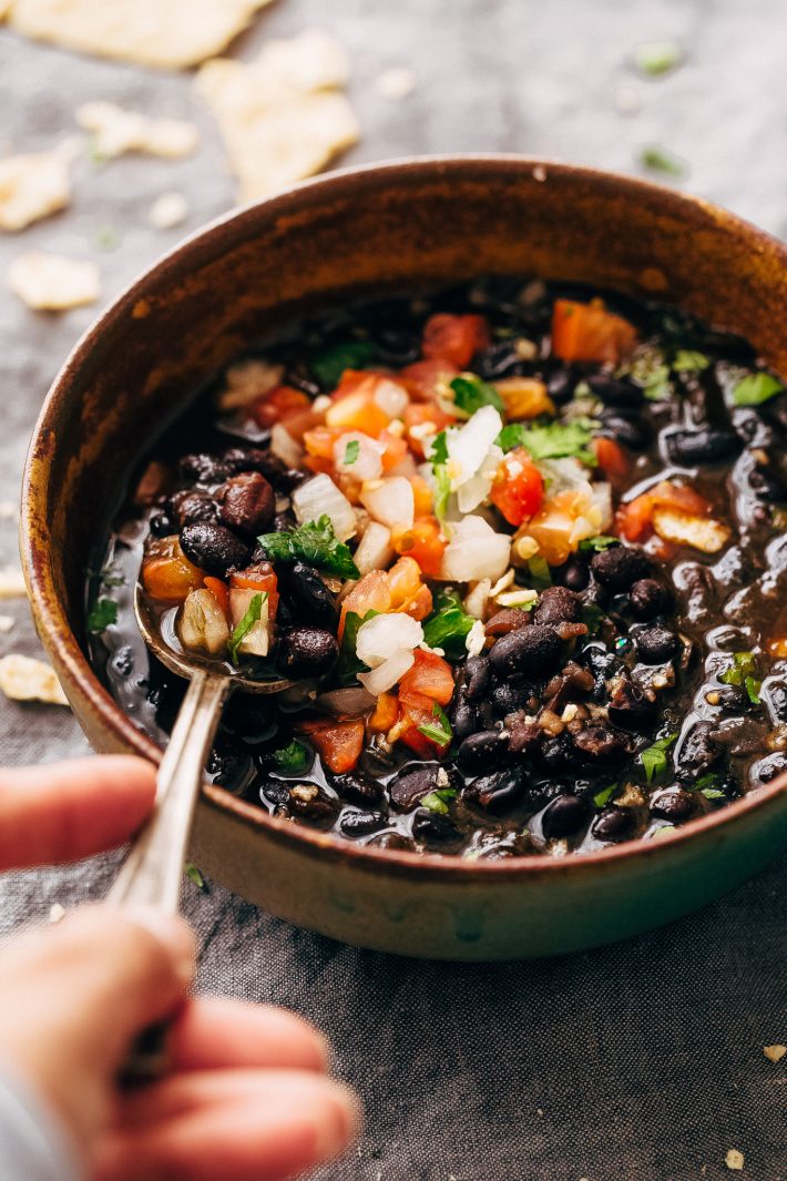 Instant Pot Easy Detoxing Black Bean Soup - a super simple homemade soup made in the pressure cooker! Great for bagged lunches because it's better as it sits! #spicyblackbeansoup #blackbeansoup #detoxsoup #detoxingsoup | Littlespicejar.com