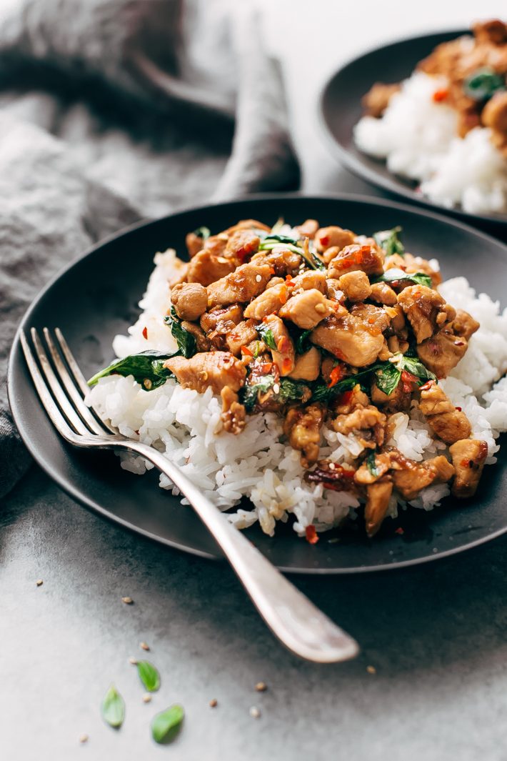 Garlic Lovers Thai Basil Chicken - Learn how to make authentic, restaurant-style basil chicken at home! A quick recipe that won't take you long at all! #thaibasilchicken #basilchicken #thaifood #basilchickenstirfry #chickenstirfry | Littlespicejar.com