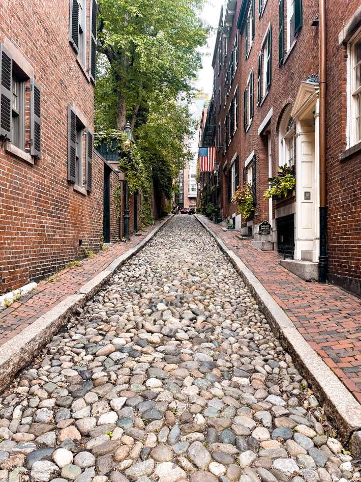 acorn street in Boston